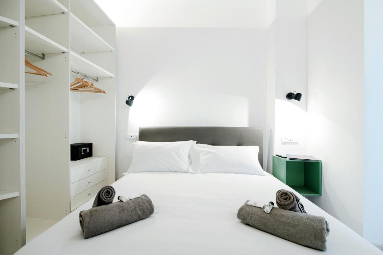 Spazio 77 - The House Of Travelers Como Exterior photo