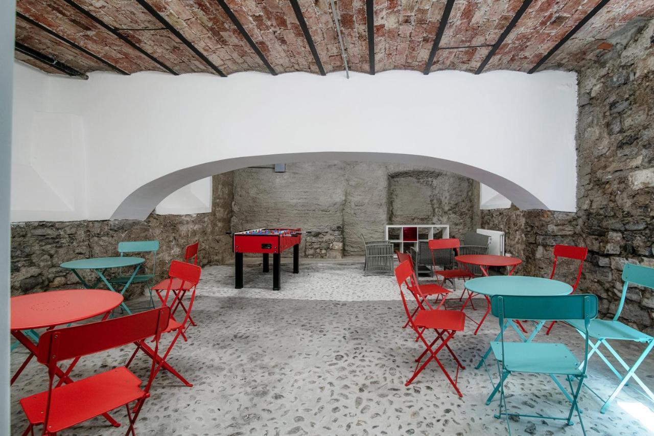 Spazio 77 - The House Of Travelers Como Exterior photo