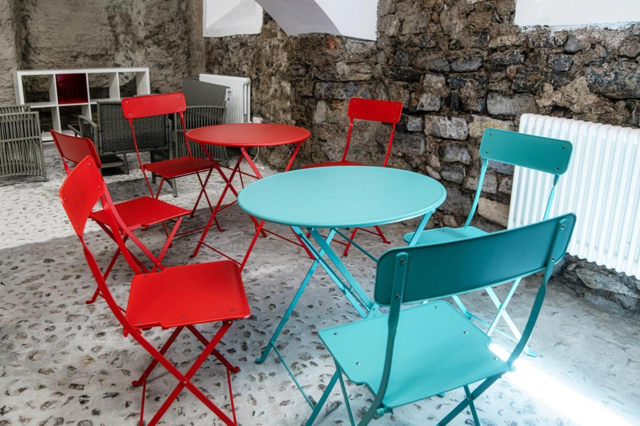 Spazio 77 - The House Of Travelers Como Exterior photo