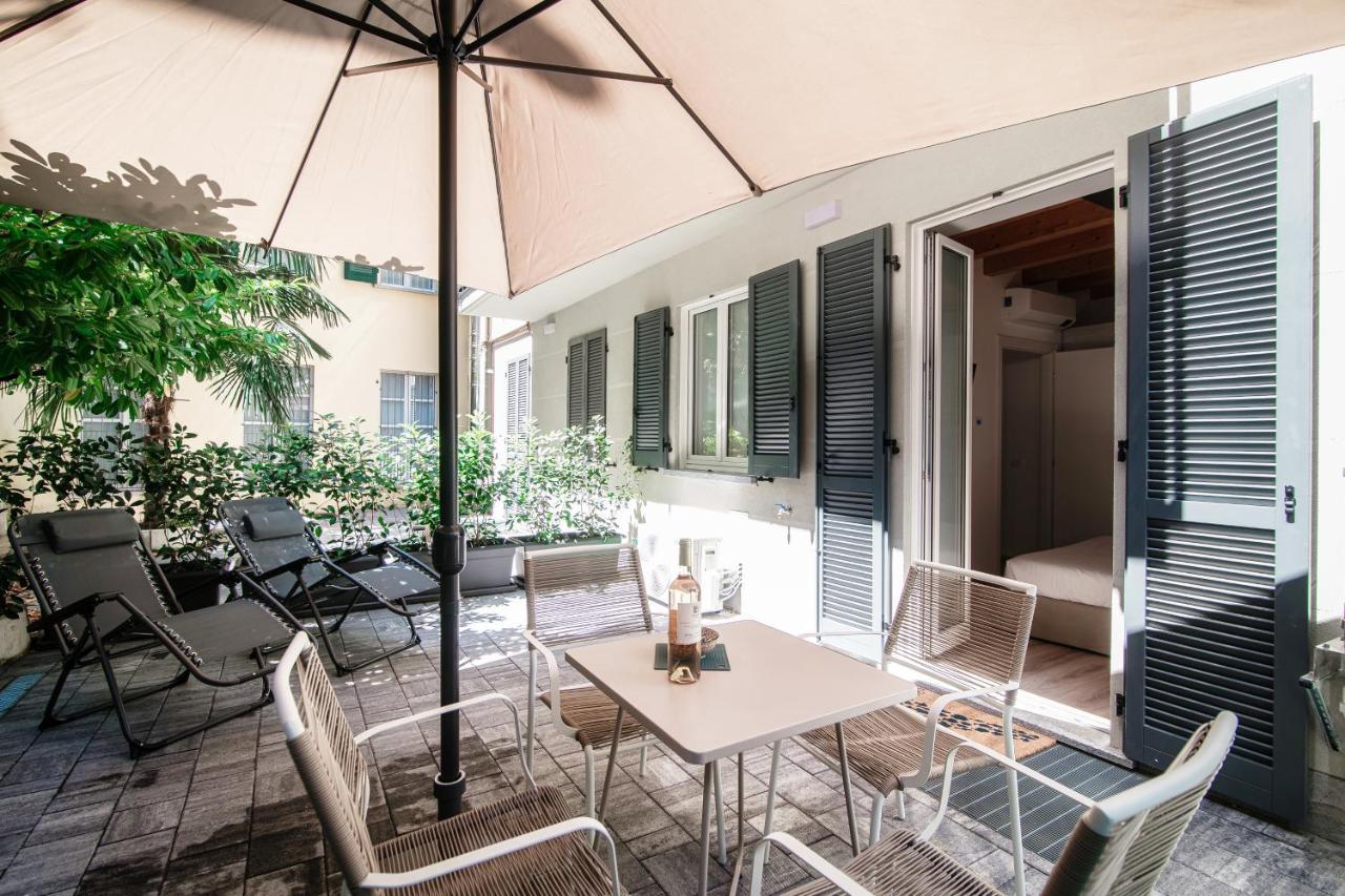 Spazio 77 - The House Of Travelers Como Exterior photo
